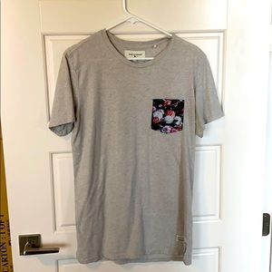 PacSun - Modern Amusement T-Shirt - Medium